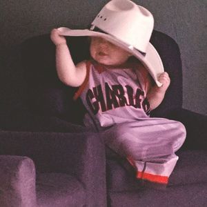 Meet your Posher, April